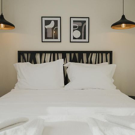 Le Jardin Apartments Kampos Marathokampou ภายนอก รูปภาพ